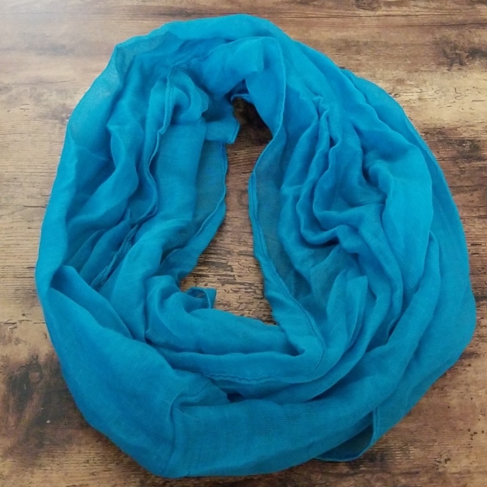 Never worn Teal Infinity scarf